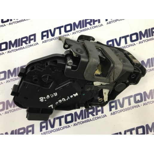 Замок двери передней левой Ford Mondeo 2007-2014 8M2AR21813CA